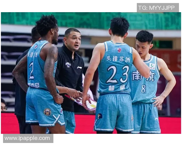 南京篮球队实力分析与未来发展潜力的全面探讨 南京篮球队实力分析与未来发展潜力的全面探讨