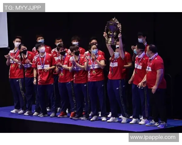 重庆羽毛球队与南京羽毛球队赛后复盘分析团队配合与战术执行的关键因素 重庆羽毛球队与南京羽毛球队赛后复盘分析团队配合与战术执行的关键因素