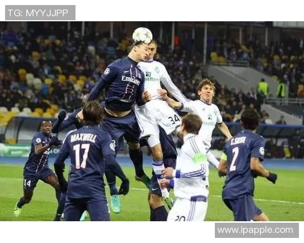 尤文图斯迎战费伦茨争夺欧战资格的关键对决即将上演 尤文图斯迎战费伦茨争夺欧战资格的关键对决即将上演