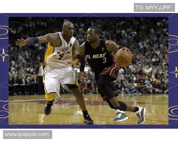 科比与韦德巅峰对决回顾:篮球传奇的精彩瞬间与对抗历史 科比与韦德巅峰对决回顾:篮球传奇的精彩瞬间与对抗历史