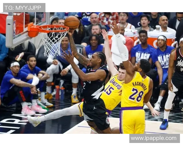 2010年NBA总决赛回顾国王队与湖人队的巅峰对决与经典瞬间分析