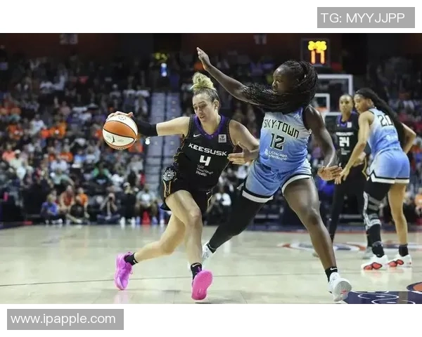 2017年WNBA季后赛火花队与天空队激战回顾与精彩瞬间分析