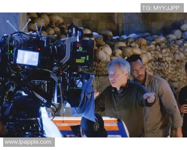 李安:从东方到西方的电影大师之路与文化交融探索 李安:从东方到西方的电影大师之路与文化交融探索